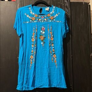 UMGEE PINA COLADA PLEASE EMBROIDERED SHIFT DRESS IN OCEAN BLUE